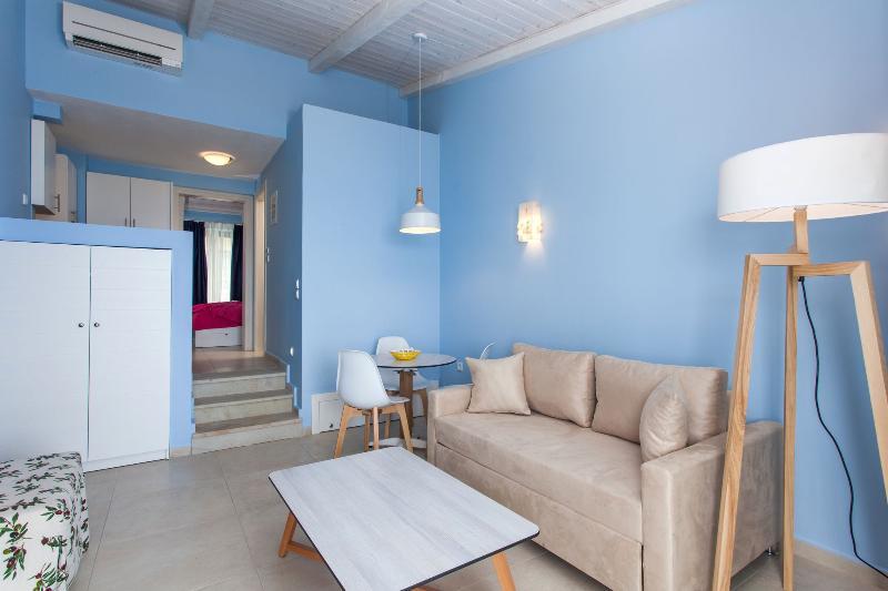 Elpiniki Luxury Apartments Nea Poteidaia Exteriör bild